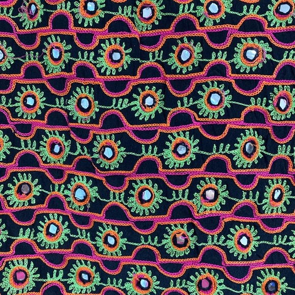 Gryphon Women's Embroidered Sequin Multicolor Silk Blend Mini Lined Skirt Sz XS - Picture 2 of 8